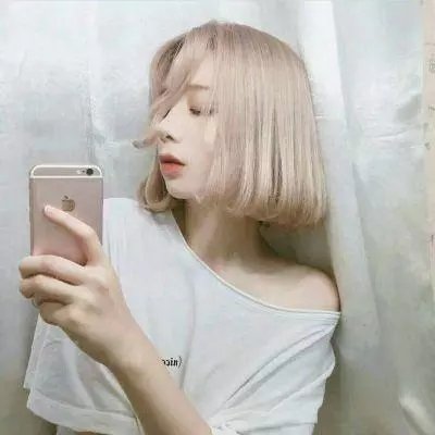 伦敦生活第一季封面