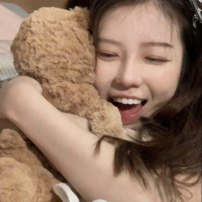 若叶女孩封面